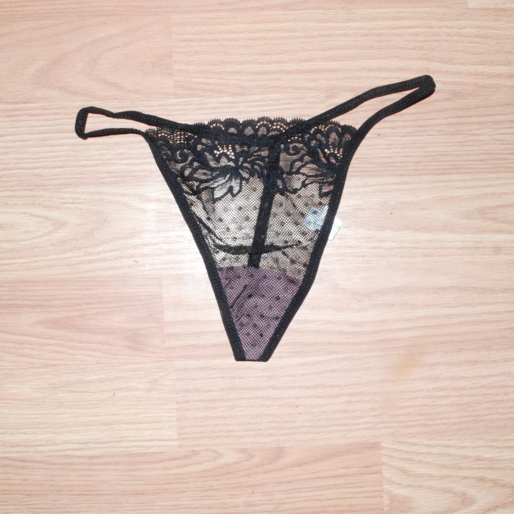 Chuns Black G-String